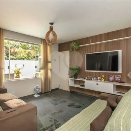 Casa de Vila à venda com 5 quartos, sendo 3 suítes, em Jardim Marajoara, São Paulo, SP