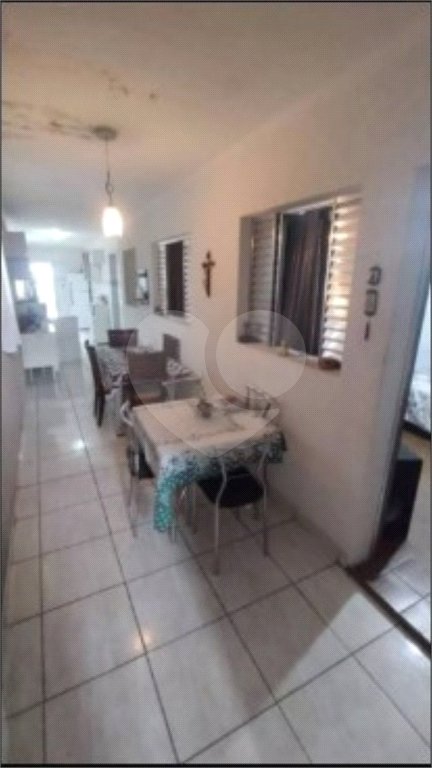 Casa à venda com 2 quartos, sendo 1 suíte, em Cidade Edson, Suzano, SP