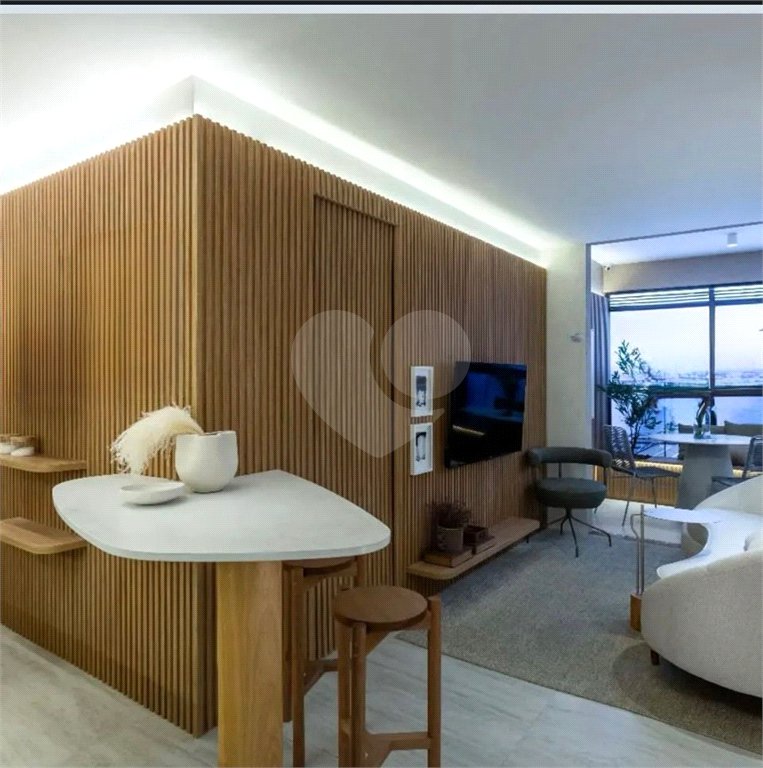 Apartamento à venda com 2 quartos em Santo Cristo, Rio de Janeiro, RJ