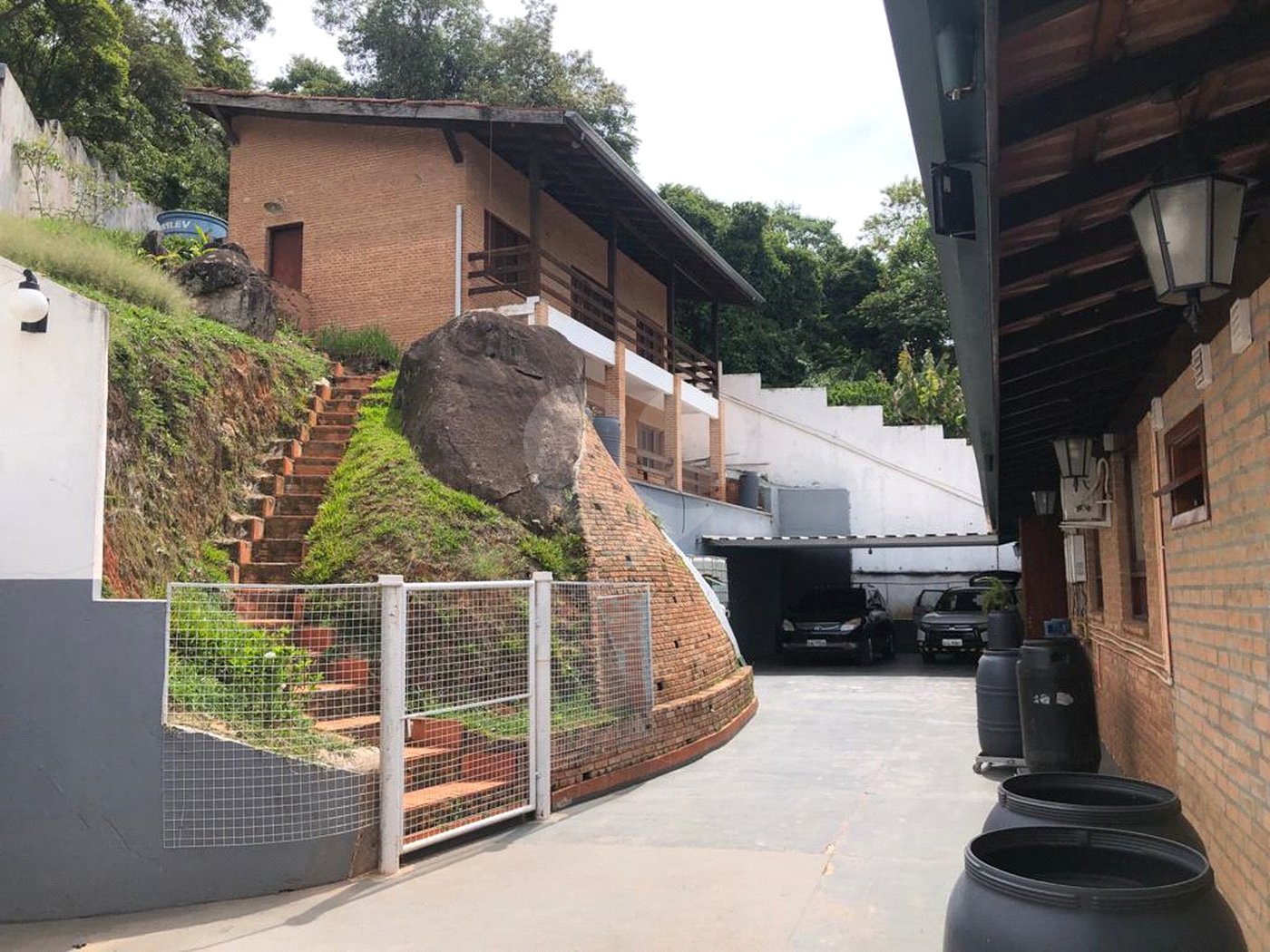 Casa Térrea à venda com 4 quartos, sendo 2 suítes, em Roseira, Mairiporã, SP