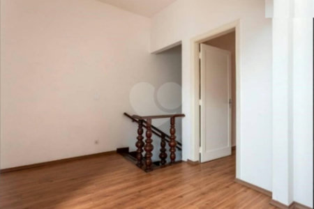 Casa à venda ou para alugar com 9 quartos em Vila Mariana, São Paulo, SP