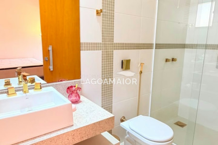Casa à venda com 3 quartos, sendo 3 suítes, em Santos Dumont, Três Lagoas - MS