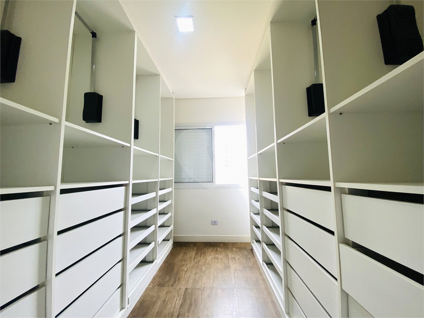 Apartamento à venda com 3 quartos, sendo 1 suíte, em Baeta Neves, São Bernardo do Campo, SP