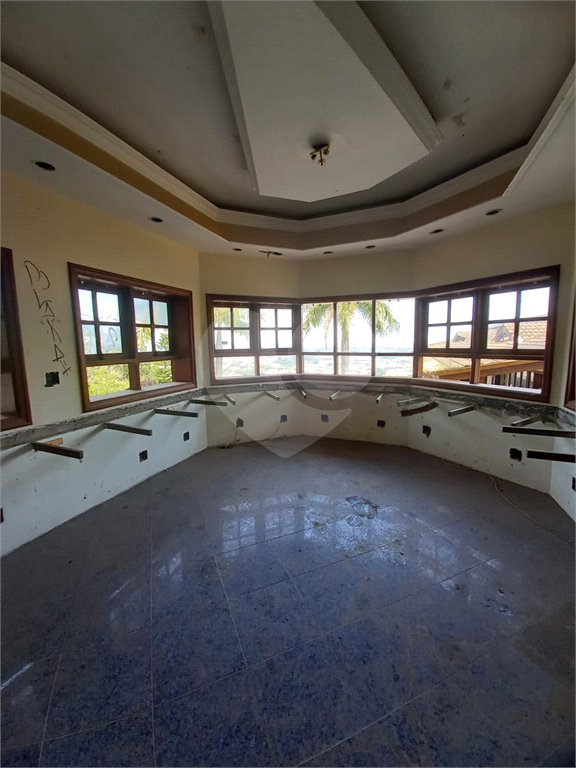 Casa à venda com 14 quartos, sendo 10 suítes, no condomínio Rua do Observatorio 2270, Vinhedo - SP