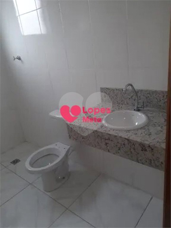 Casa à venda com 2 quartos, sendo 1 suíte, em Residencial Estoril, Taubaté, SP
