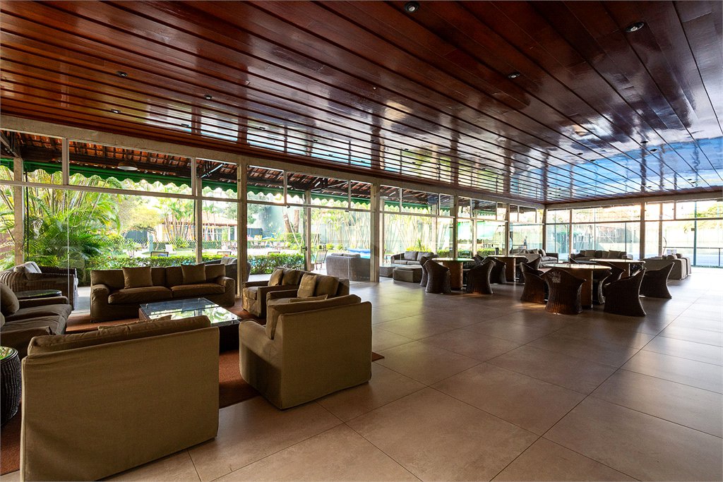 Apartamento à venda com 4 suítes em Jardim Marajoara, São Paulo, SP