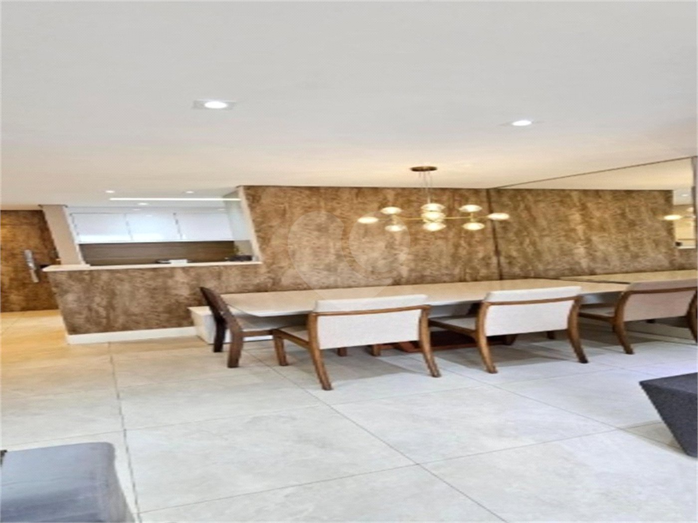 Apartamento à venda com 3 quartos, sendo 1 suíte,  em Vila Regente Feijó, São Paulo, SP