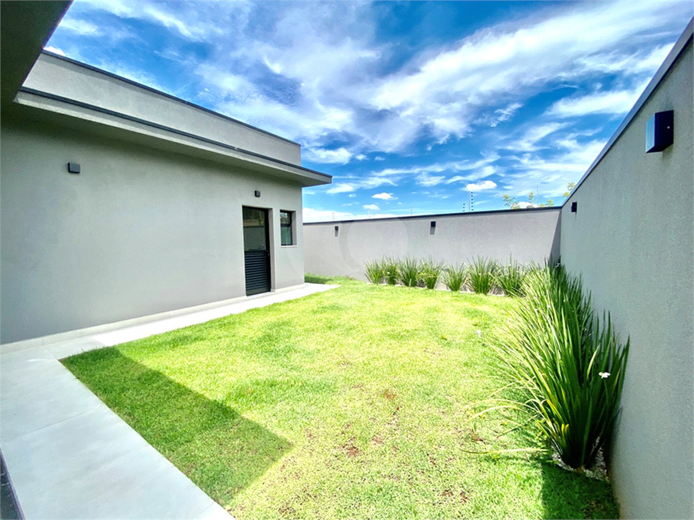 Casa Térrea à venda com 3 quartos, sendo 1 suíte, em Residencial Pecan, Itupeva, SP
