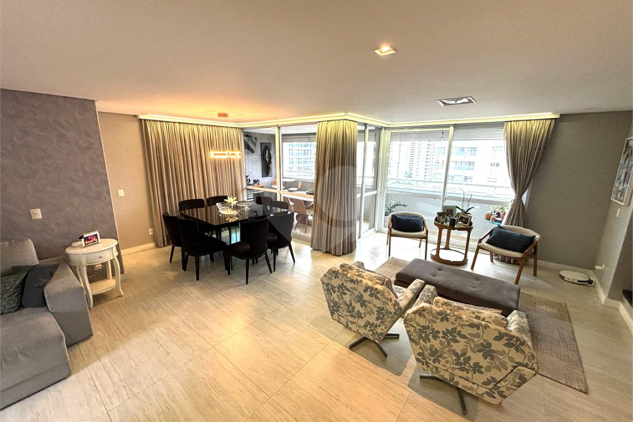 Apartamento à venda com 4 quartos, sendo 3 suítes, em Santana, São Paulo, SP