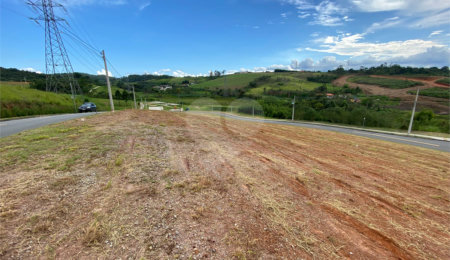 Terreno à venda no condomínio Paradise Gardens I, Mogi das Cruzes - SP