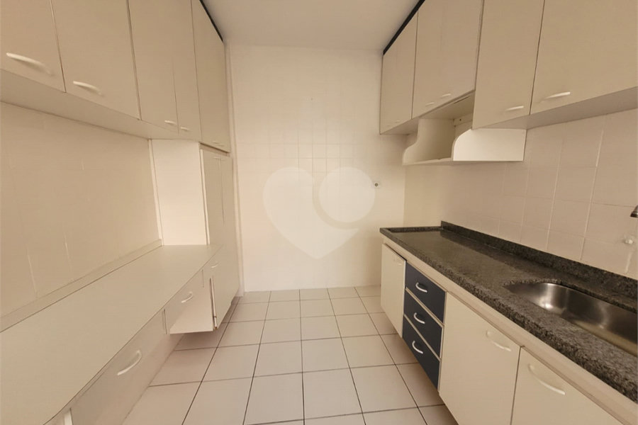 Apartamento à venda com 2 quartos em Vila Madalena, São Paulo, SP