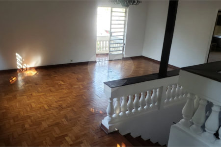 Sobrado à venda com 3 quartos, sendo 1 suíte, em Horto Florestal, São Paulo, SP