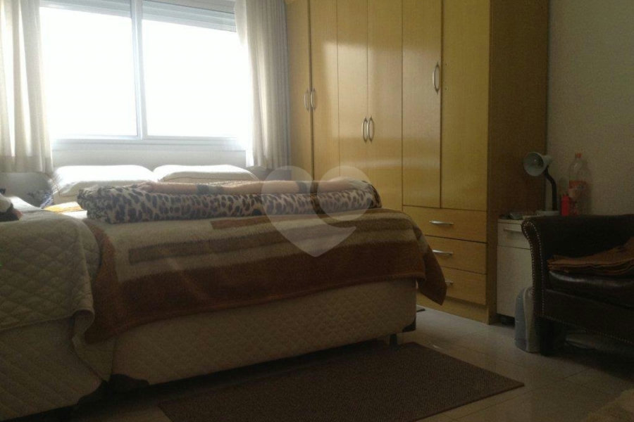 Sobrado à venda com 3 quartos, sendo 1 suíte,  em Vila Mazzei, São Paulo, SP
