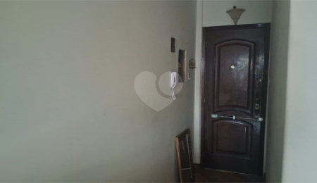 Apartamento à venda com 3 quartos, sendo 1 suíte,  em Cambuci, São Paulo, SP