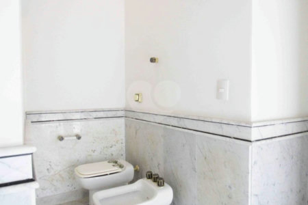 Casa à venda com 4 suítes no condomínio Chácara Flora, São Paulo - SP