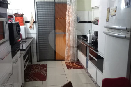 Casa à venda com 3 quartos em Jardim Santa Helena, Itaquaquecetuba, SP
