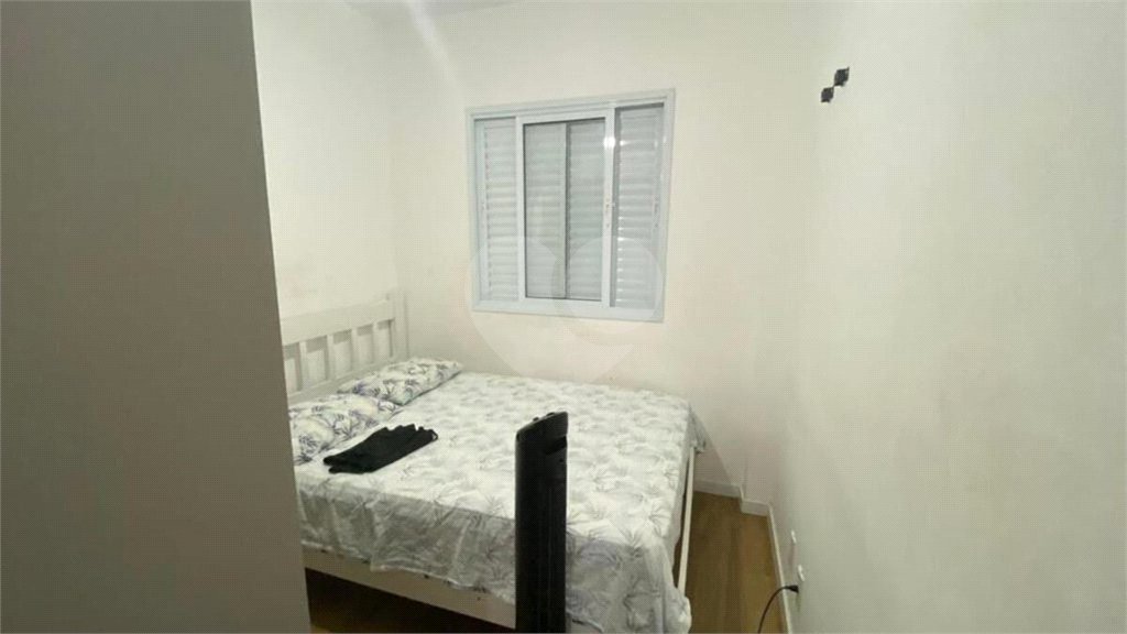 Casa à venda com 3 quartos, sendo 1 suíte, no condomínio Garden Village, São Paulo - SP