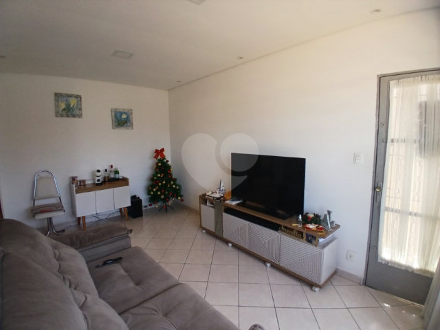 Sobrado à venda com 2 quartos em Vila Mazzei, São Paulo, SP