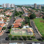 Terreno à venda em Parque Laranjeiras, Araraquara, SP