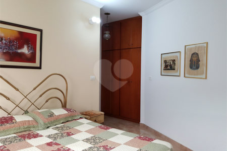 Casa à venda com 3 quartos, sendo 1 suíte, no condomínio City Campo Grande, São Paulo - SP