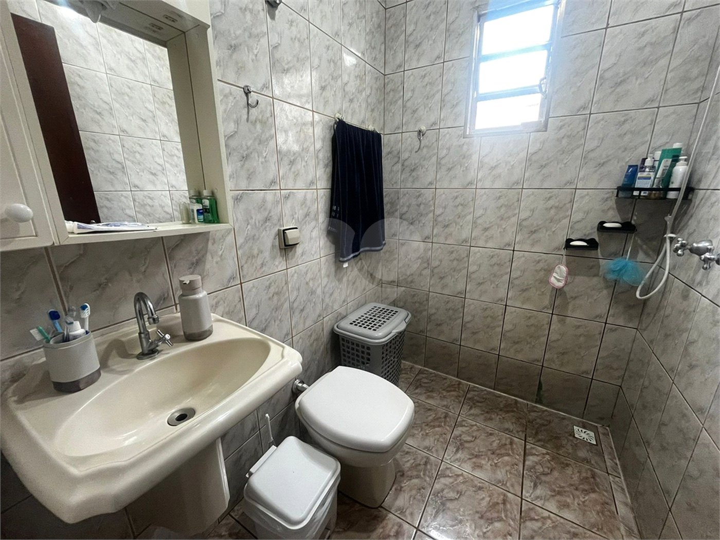 Casa à venda com 2 quartos em Vila Camarão, Itapetininga, SP