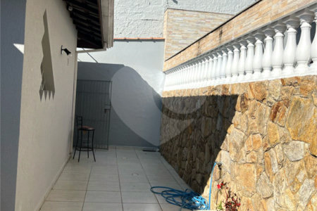 Casa à venda com 3 quartos, sendo 1 suíte, em Retiro das Fontes, Atibaia, SP