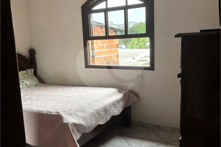 Sobrado à venda com 4 quartos em Tremembé, São Paulo, SP