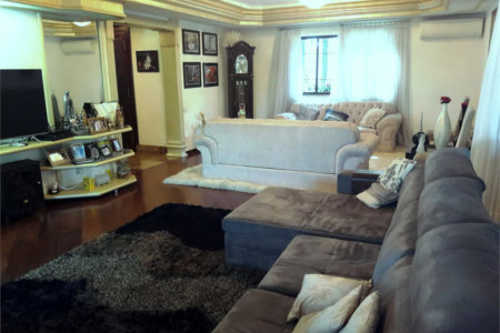 Casa à venda com 5 quartos, sendo 3 suítes, em Butantã, São Paulo, SP
