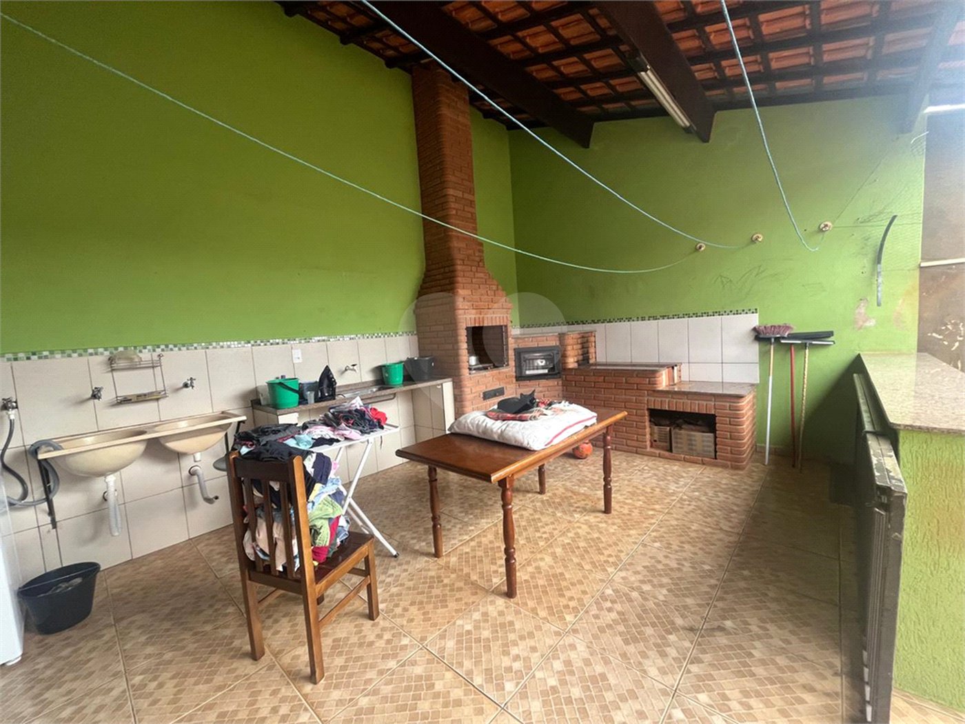Casa à venda com 3 quartos, sendo 1 suíte, em Vila Recreio, Itapetininga, SP