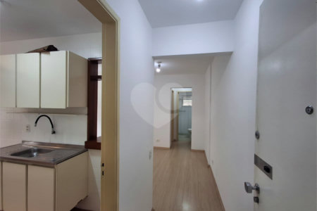 Apartamento à venda com 1 quarto em Indianópolis, São Paulo, SP