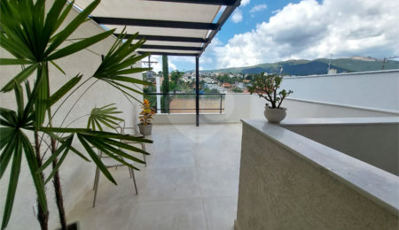 Casa à venda com 3 quartos, sendo 1 suíte,  em Jardim Paulista, Atibaia, SP