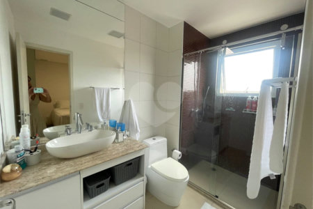 Apartamento à venda com 3 quartos, sendo 1 suíte,  em Vila Suissa, Mogi das Cruzes, SP