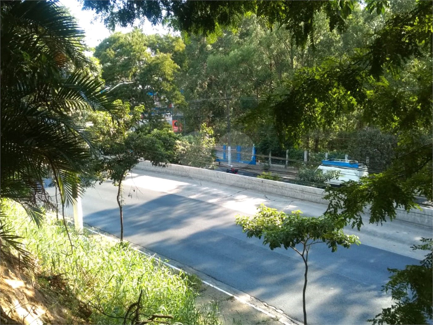 Sobrado à venda com 6 quartos em Jardim Imperial, São Paulo, SP