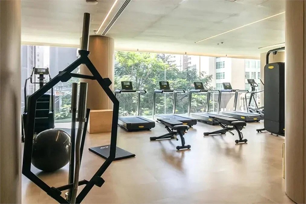 Apartamento para alugar com 4 quartos, sendo 3 suítes, em Pinheiros, São Paulo, SP