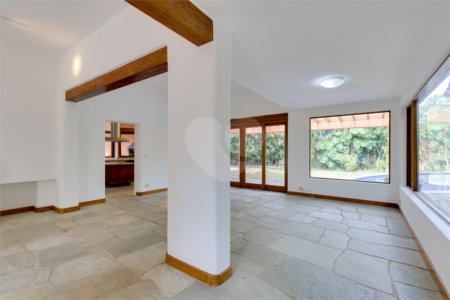 Casa Térrea à venda com 3 quartos, sendo 1 suíte, em Jardim Petrópolis, São Paulo, SP