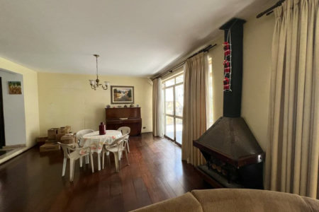 Casa à venda com 4 quartos, sendo 1 suíte, em Jardim das Vertentes, São Paulo, SP