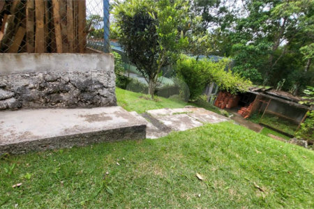 Chácara à venda com 3 quartos, sendo 2 suítes, em Planalto Verde, São Roque, SP