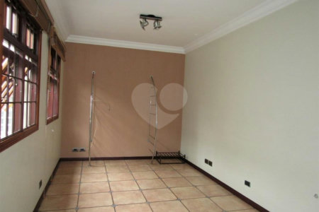 Sobrado à venda com 3 quartos, sendo 1 suíte, em Brooklin, São Paulo, SP