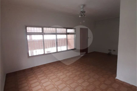 Sobrado à venda com 2 quartos em Vila Margarida, São Paulo, SP