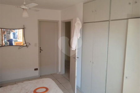 Casa à venda com 8 quartos, sendo 3 suítes, em Jardim Terceiro Centenário, Atibaia, SP