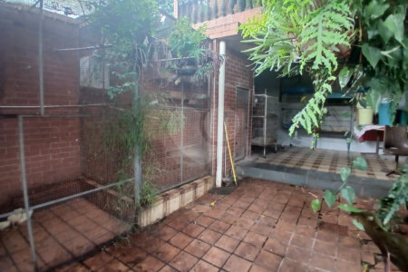 Casa Térrea à venda com 4 quartos, sendo 1 suíte,  em Vila Nova Mazzei, São Paulo, SP