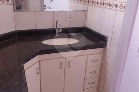 Apartamento à venda com 2 quartos, sendo 1 suíte,  em Estância Itaguaí, Caldas Novas, GO