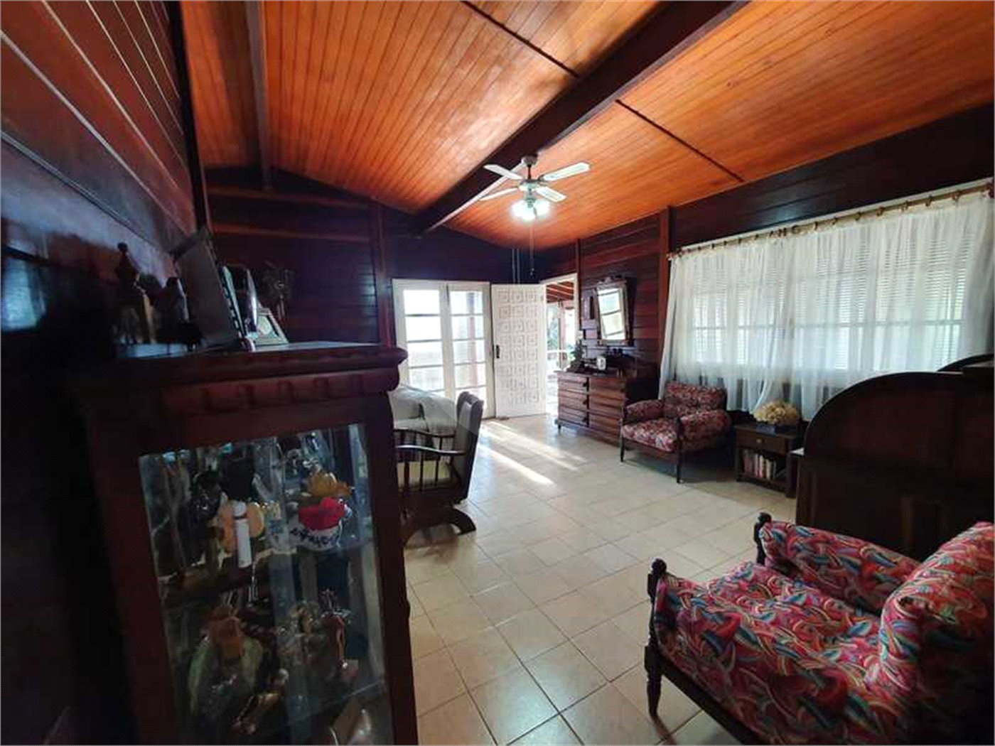 Chácara à venda com 3 quartos, sendo 1 suíte,  em Lago Azul, Araçoiaba da Serra, SP