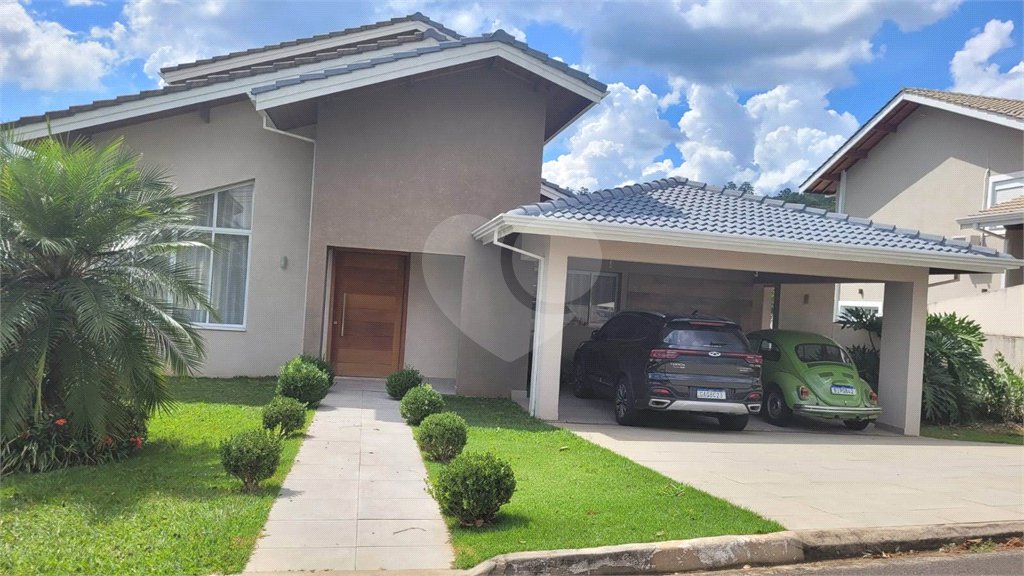 Casa em condomínio à venda com 4 suítes em Guaxinduva, Atibaia, SP
