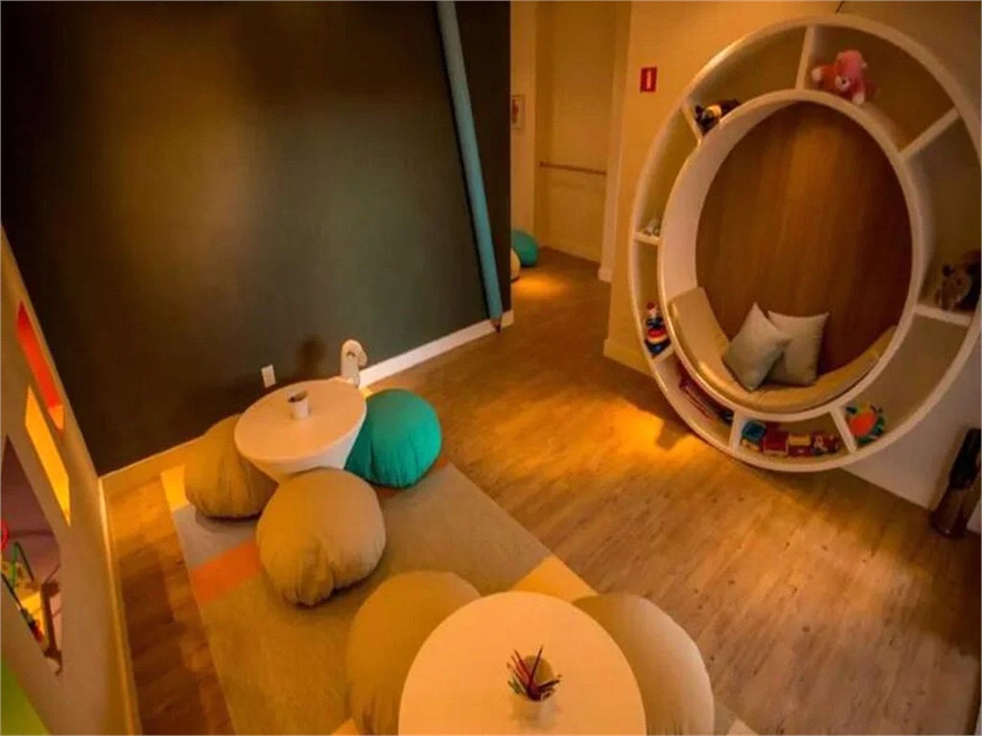 Apartamento à venda com 3 quartos, sendo 1 suíte,  em Jardim Vazani, São Paulo, SP