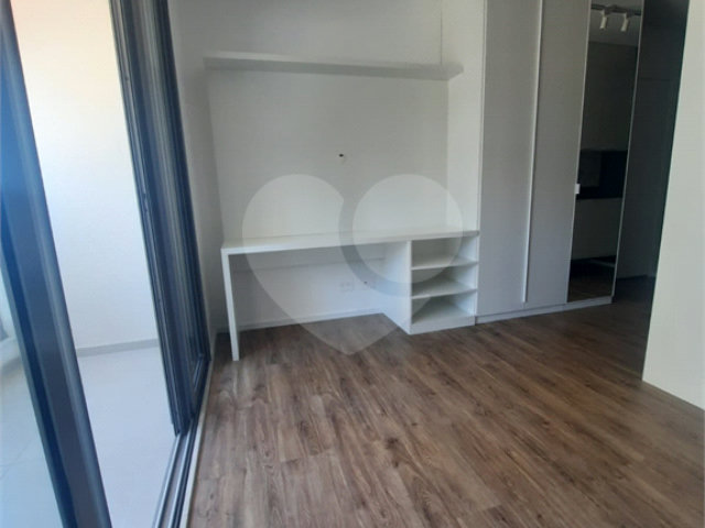 Apartamento à venda ou para alugar com 1 suíte em Vila Madalena, São Paulo, SP