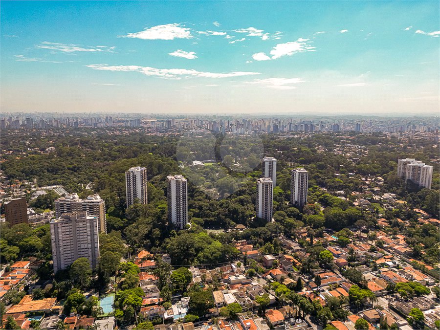 Apartamento à venda ou para alugar com 4 suítes em Alto da Boa Vista, São Paulo, SP