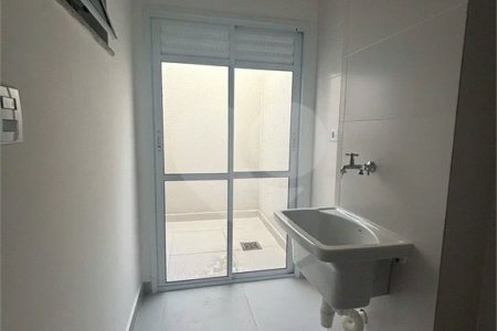 Casa à venda com 2 quartos no condomínio Maracujas, São Paulo - SP