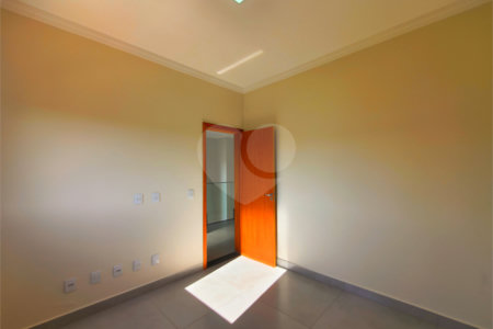 Casa à venda com 3 quartos, sendo 1 suíte, no condomínio Terras de São Francisco, Sorocaba - SP
