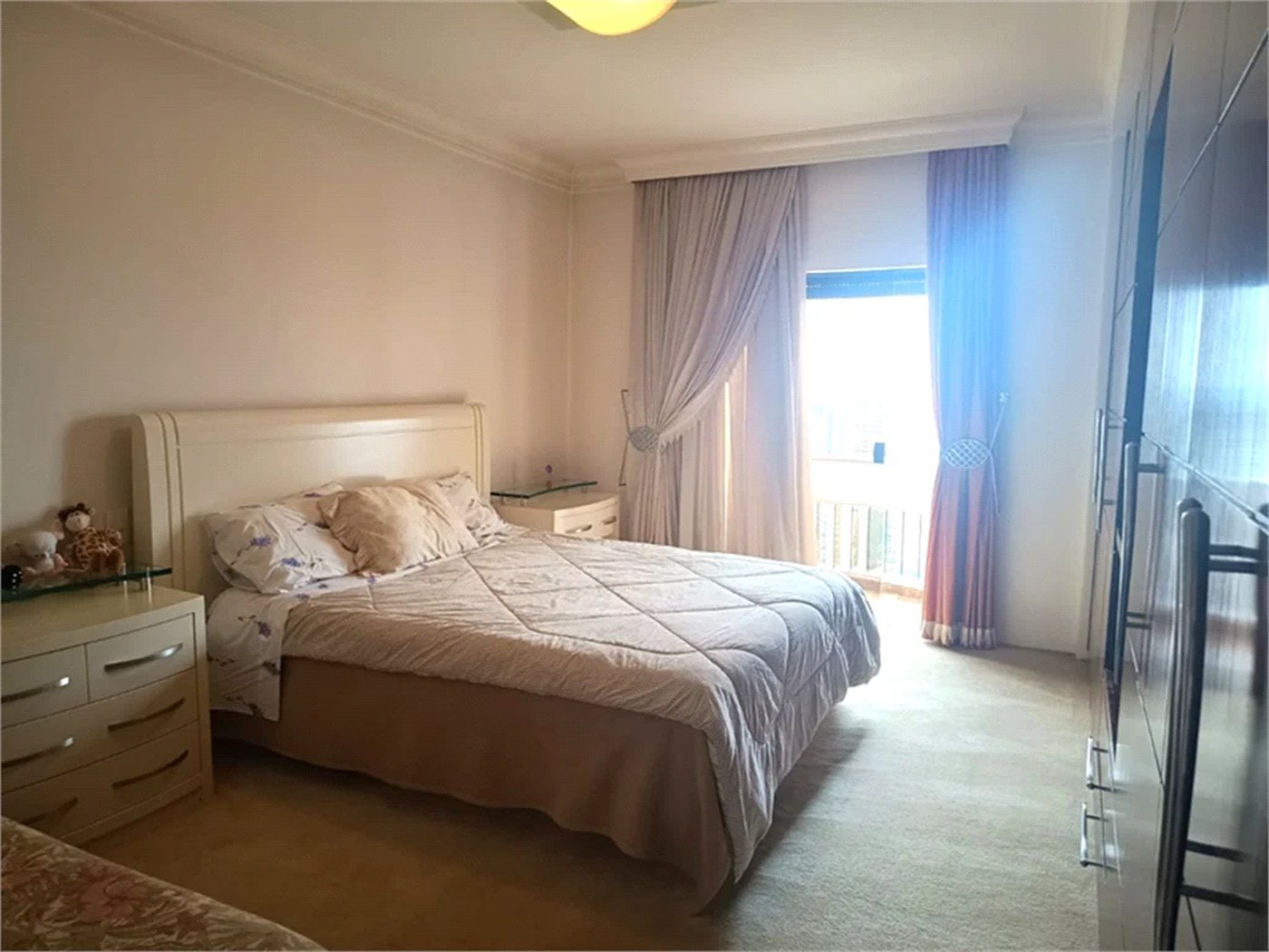 Apartamento à venda com 4 suítes em Vila Suzana, São Paulo, SP